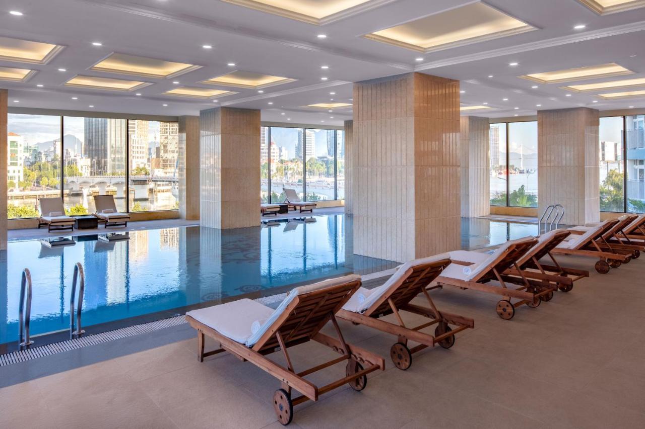 วินเพิร์ล คอนโดเทล ริเวอร์ฟรอนต์ ดานัง ภายนอก รูปภาพ The pool at the Ritz-Carlton, Alexandria