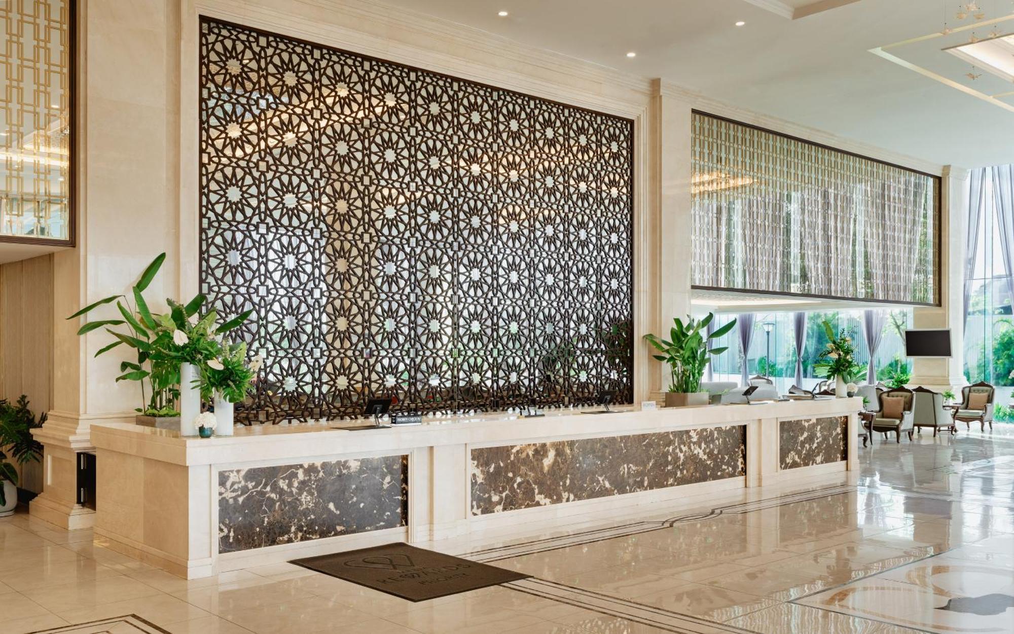 วินเพิร์ล คอนโดเทล ริเวอร์ฟรอนต์ ดานัง ภายนอก รูปภาพ The lobby of the hotel